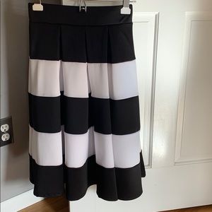 Cemi Ceri black and white pleated skirt.